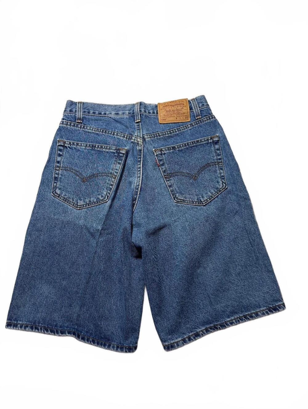 1998 Made in USA Levi's 550 Medium Wash Denim Jean Shorts Size 30 Measures 29"